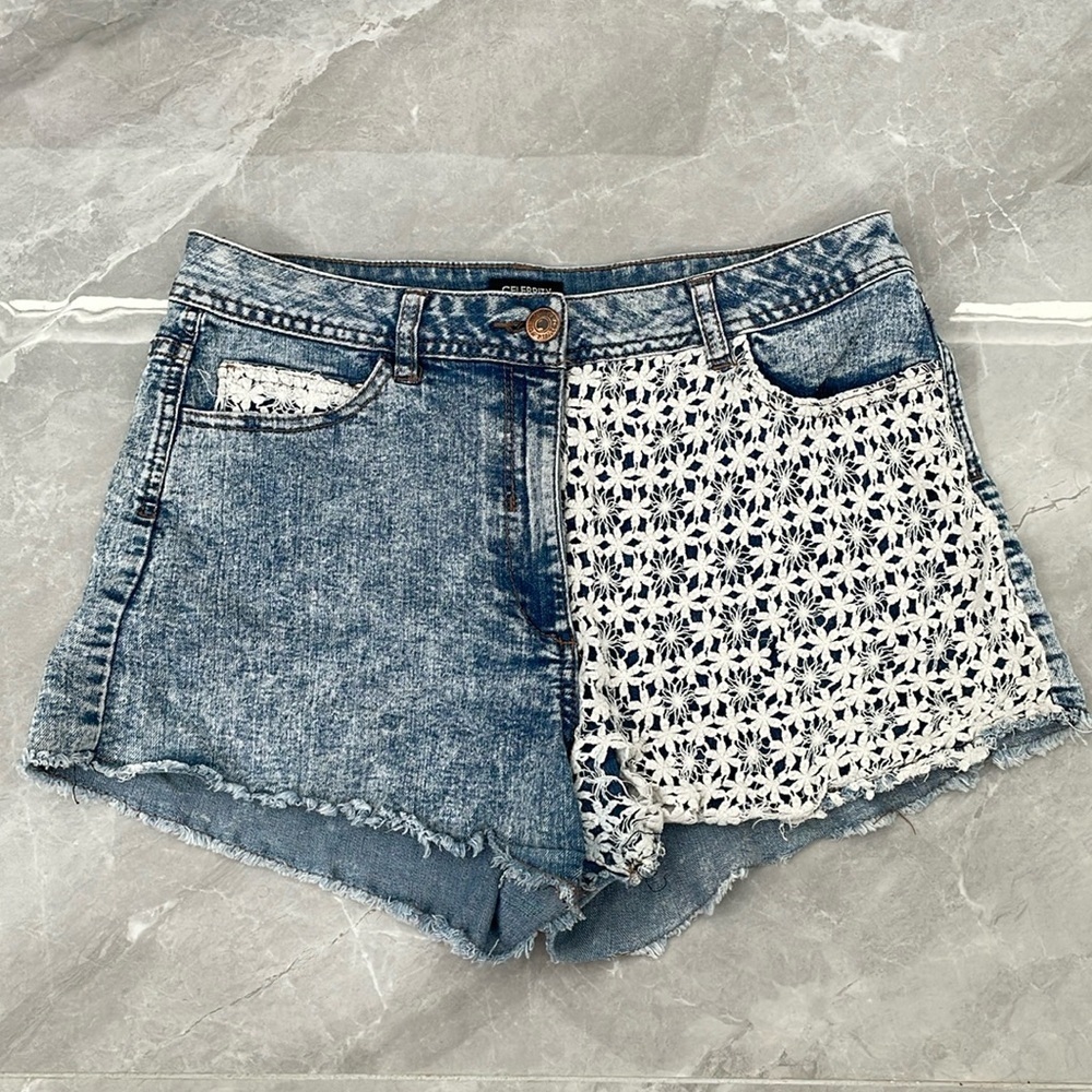 Women's Celebrity Pink Lace Jean Shorts 10
